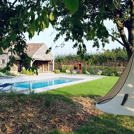 Superb Castle In Perwez-Haillot With Terrace